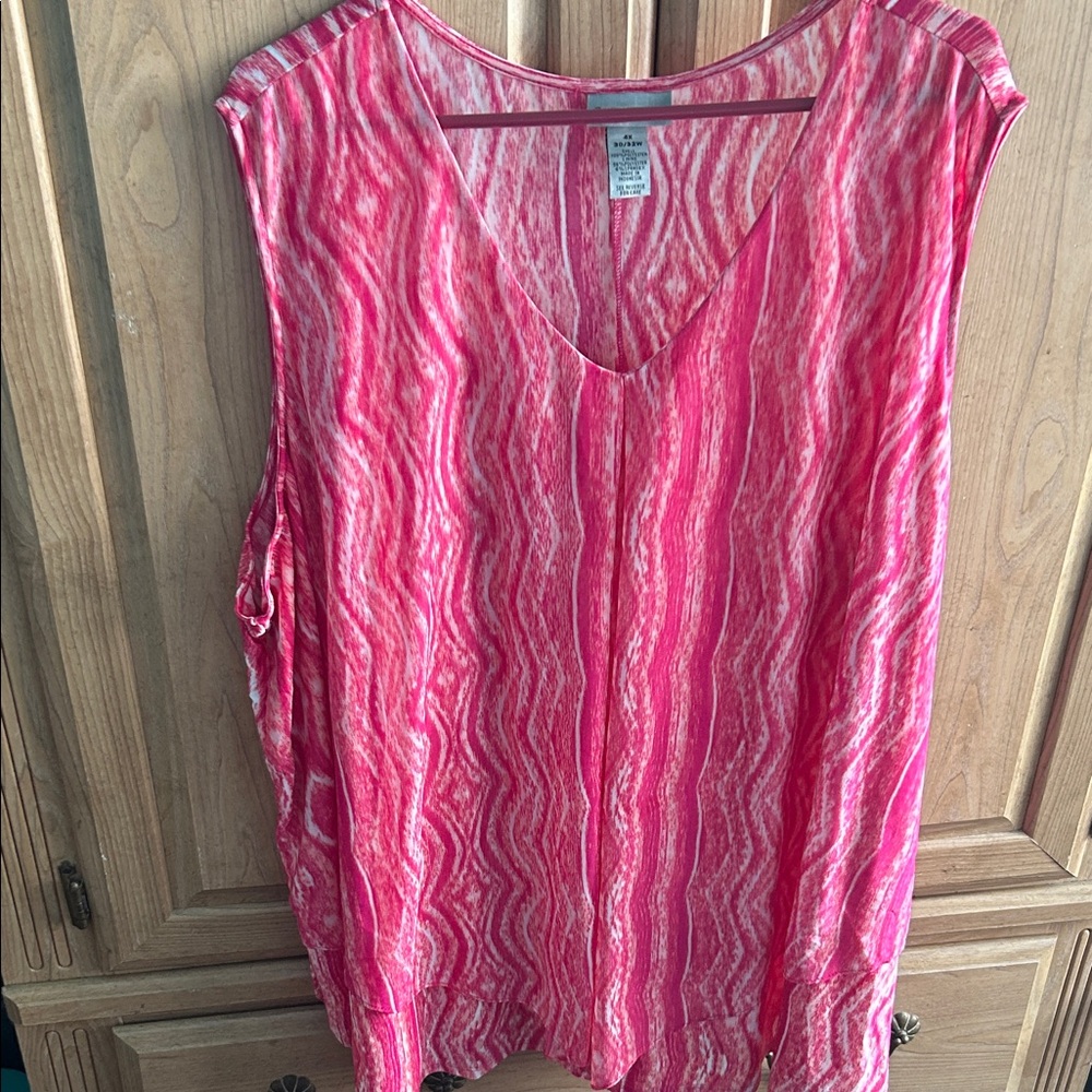 Sleeveless V-Neck Tank Top